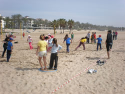 Jocs pre-esportius a la platja
