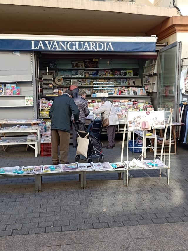 Kiosko premsa mercat - Parada 79