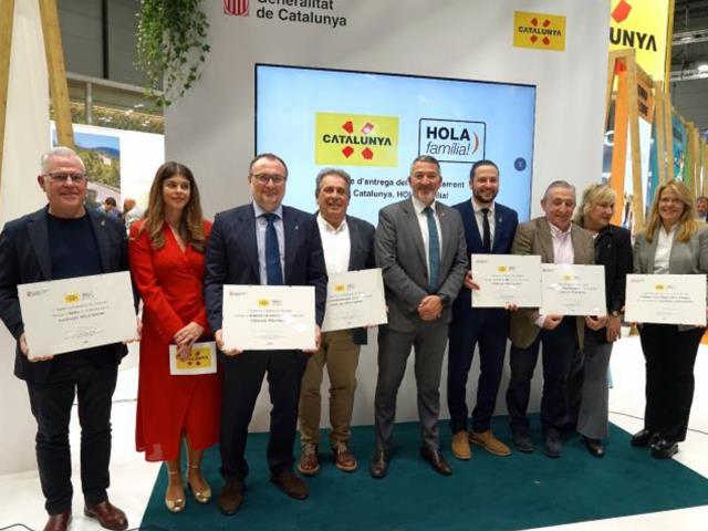 Vilanova i la Geltrú rep el reconeixement "Catalunya Hola Família!" i el distintiu com a Destinació de Turisme Intel·ligent a FITUR 2025