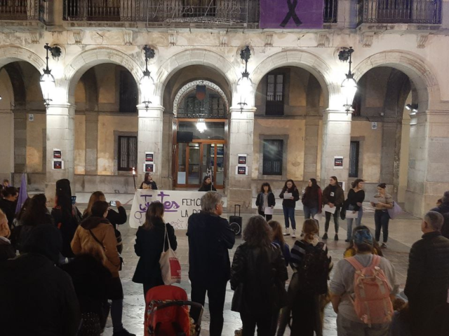 Marxa de torxes i concentració (Bullanga, L'Esquerda, Arran i Endavant)