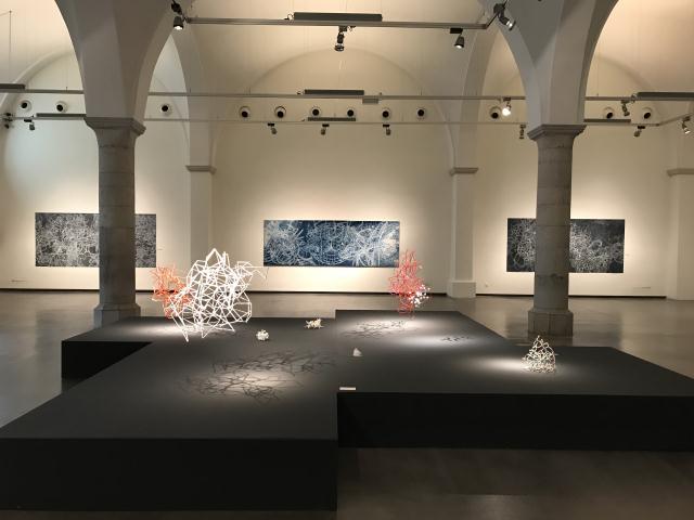 Exposició Una tropa de sensacions errants_ Jo Milne