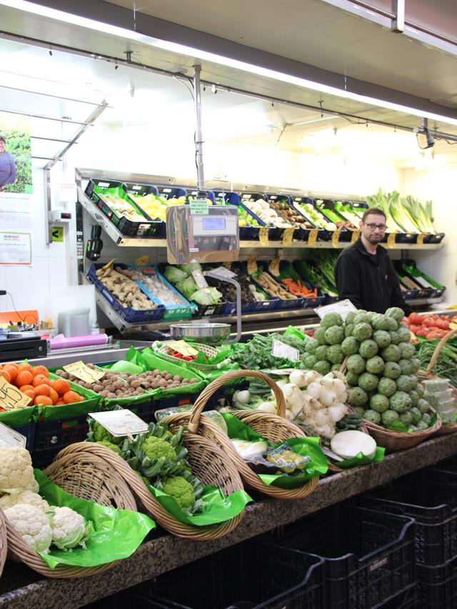 Fruites i verdures Montse - Parada 12,14 i 15